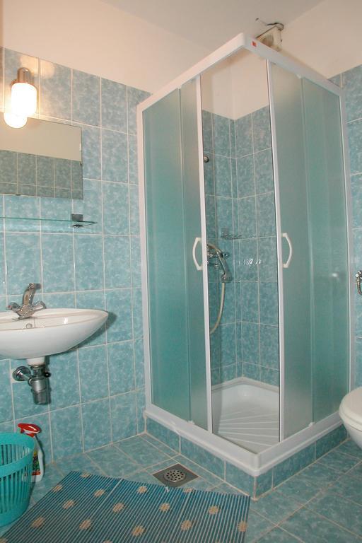 Gorgeous Apartment In Pula With House Sea View Ngoại thất bức ảnh
