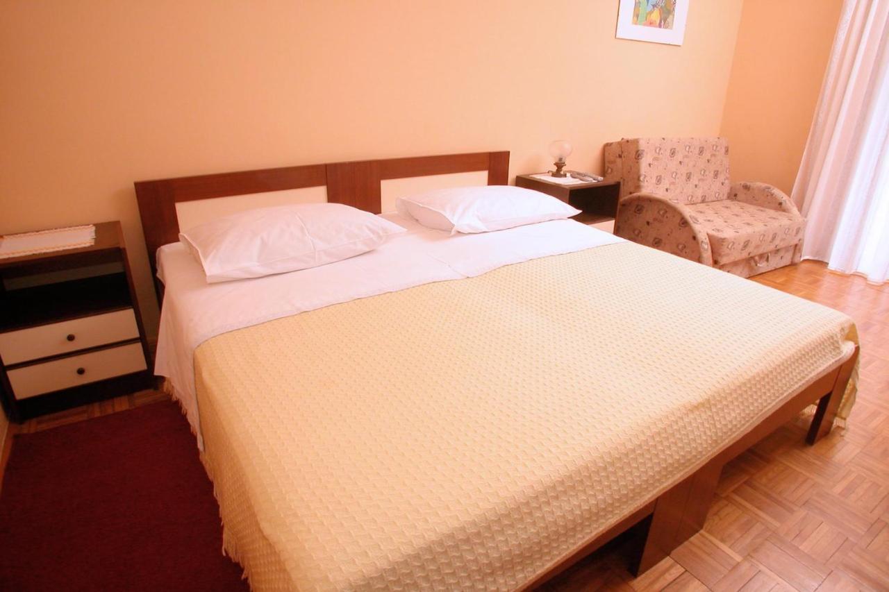 Gorgeous Apartment In Pula With House Sea View Ngoại thất bức ảnh